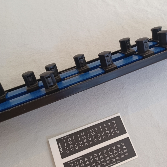 New Ernst 2 Rail Twist Lock Socket Boss 18", Blue - 3/4" - Picture 5 of 12